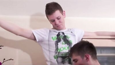 Drake Laws Fucking Desire: Bareback Oral Cum Shots Porn