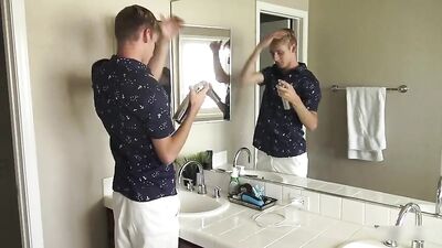 Gay Bareback Shower Fuck - The Ultimate Cumshot Experience