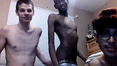 Gaytube Amateurs: Laugh-Out-Loud Interracial Twinks!