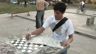 Young and Hungry: Raw Bareback Oral Sex!