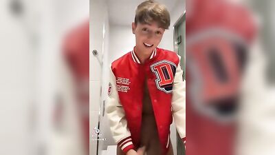 Tiktok Boys Secret Masturbation Sessions in School Toilets