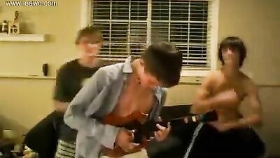 Amateur Music Web-Cam Chant: Dont Stop Believin!