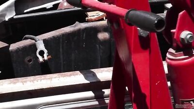 Black dad gets fucked by his own son: Uncontrollable Gay Porn Video!