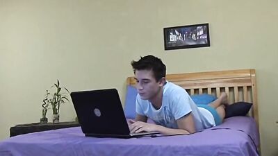 Codys Gay Porn Action Cumshots: A Better Day with You!