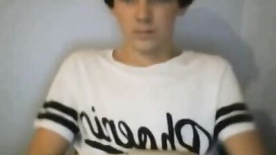 Dirty Shirt Amateur Boys Porn Cam Cumshot!