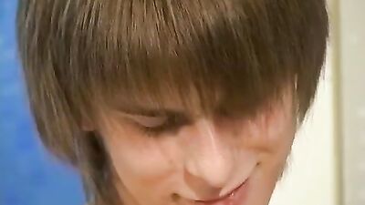 Russian Facial Treatment: Renats Cum-Smeared Amateur Orgasm