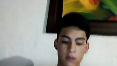 Gay Porn Web-Cam Reunion: Two Friends Wanking Adventure!