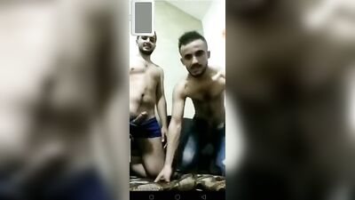 2 Hot Friends: Cumming for a Girl on Cam!
