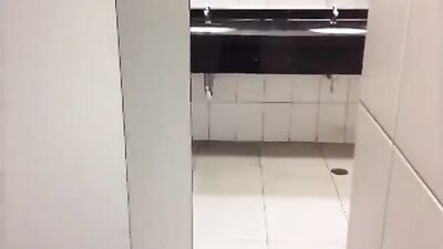 Hold on, My Mouth is Full! Boys Porn Caught Amateur Oral Delight