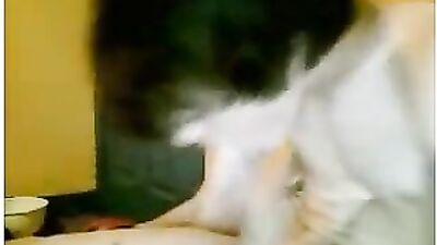 Self-Sucking Hottie Goes Wild on Web Cam!