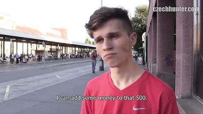 Czech Hunter 206 Revisited - First-Time Oral & Bareback Fuck in the City