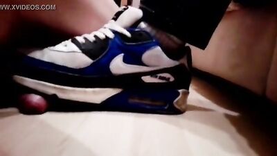 Gay Porn: AirMax Spunk - Sexy Fetish Fun with Chav Trackies and Sneakers