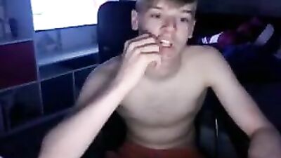 Young Gay Boy Explores His Sexuality with Webcam Masturbation!