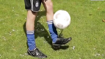Soccer Players Fuck in Gay Porn Videos!