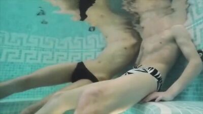 Gay Pool Bareback Twinks Orgies - Friends Cum Shots Group Sex Handjob Oral!