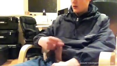 Boy Wank For His BF Twink Cam Porn