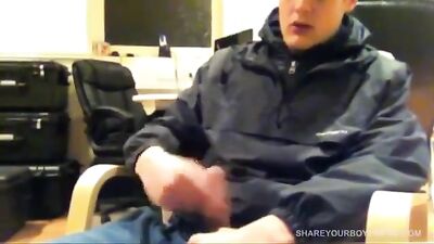 Boy Wank For His BF Twink Cam Porn