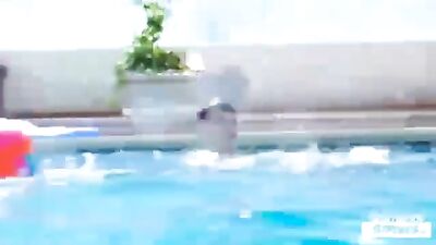 Outdoor Bareback Twink Fuck & Cumshot Adventure!