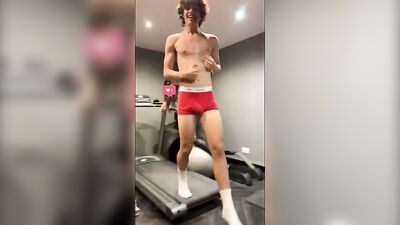 Bobby Bs Big Dick Adventure: Exploring Gay Porns Hottest Influencers!