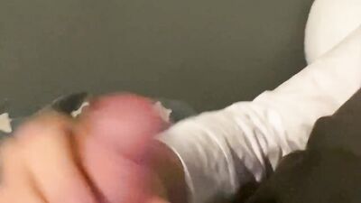 Golden Showers: A Twink Guy Amateur Solo Voyeur Cum Experience