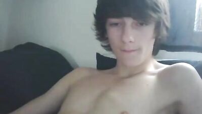 Green Twink Delight: Hot Gay Porn Adventure