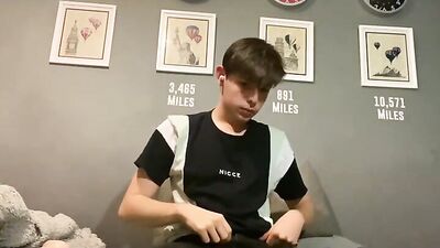 Big Uncut Cock Twink Guy Porn - Amature Solo Voyeur