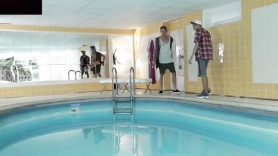 Gay Porn Videos - Poolboy Hotness in the Swimming Pool!