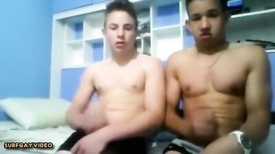 Muscle Teen Jerk-Offs - Cum Shots and Handjobs with Hot Gay Boys!