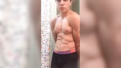 Gay Muscle Boys Flexing on StrongTube