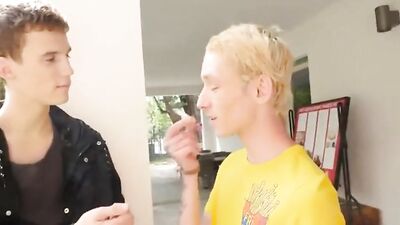 Big City Hookups: Blonde Boys and Bareback Buddies!