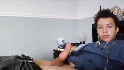 Gay Teen Webcam Boy Liam: Amateur Cum Shots & Handjob Action