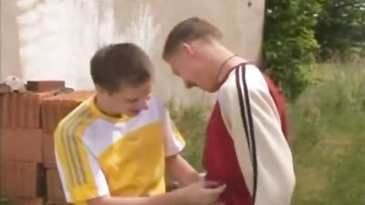 Vintage Gay Teens Sex: Bareback Big Cocks Cum Shots Handjob Oral