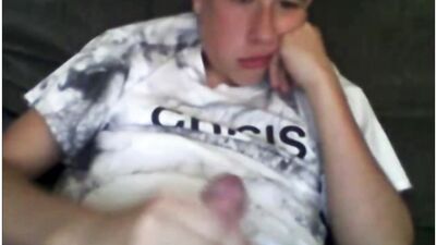 Sticky Fingers Boys Porn: A Journey into Amateur Cum Shots