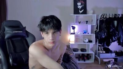 Gay Porn Mark: Cum with Us and Enjoy Big Dick!