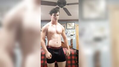 Hot Muscle Flexing Bodybuilder Boys in Action!