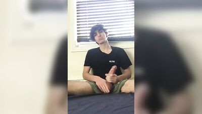 Twink Porn Star - Big Cocks Solo Web-Cam!