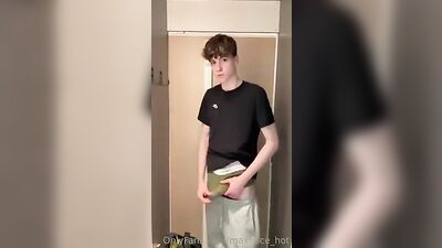 Jerking Off in the Dressing Room: A Cute Guys Horny Adventure