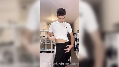 Self-pleasure for Beautiful Zac