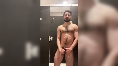 Jerk-Cum in a Locked Stall 260: Amature Cum Shots Handjob Solo!