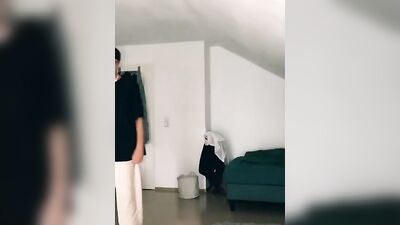 German TikTok Guys: Pauls Nude Dance Party