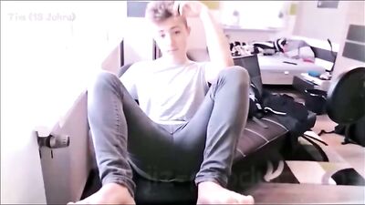 Young and Handsome Cam Boys Porn on Tim CuteTube!