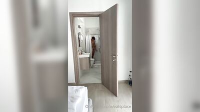 Gangbang: Huge Cocks Porn Boys Leave the Shower with Massive Boners!
