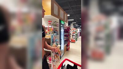 Ice Cream Lovers: Steamy Hot Gay Porn