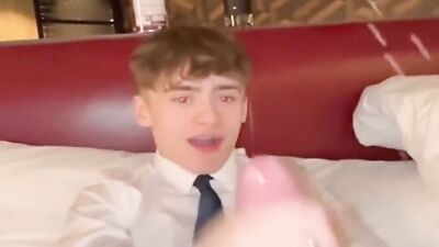 Webcam Teen Twink Cumshots: Mega Shoot Revamped!