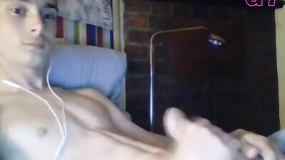 (5+) D7 Freddy - A Web-Cam Amateur Gay Solo Show