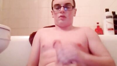 Gay Porn: Daniels Fresh Web-Cam Experience