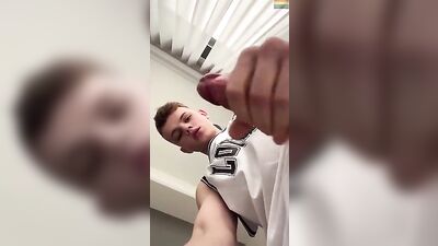 Young Twinks Web-Cam Cumshot Explosion!