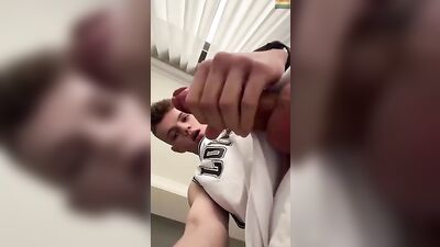 Young Twinks Web-Cam Cumshot Explosion!