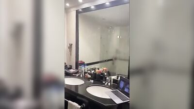 Cute Muscle Guys Big Cock Wank Adventure