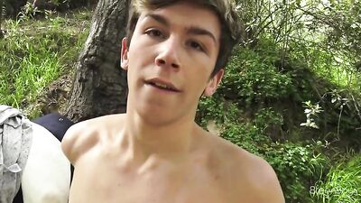 Jareds Outdoor Helping Hand Rubax Video: A Classic Twink Cumshot Experience!